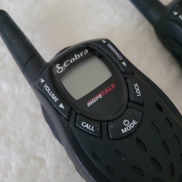 COBRA Micro Walkie-talkie Set of 2 Pre-owned - Picture 3 of 4